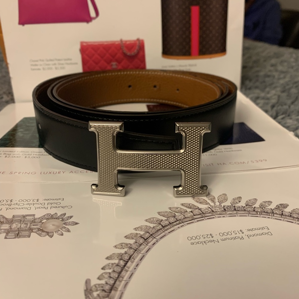 H Guillochee belt buckle & Reversible leather strap 32 mm